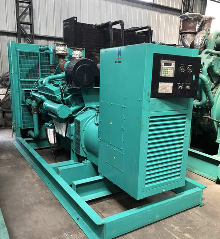 康明斯550KW二手柴油發(fā)電機(jī)組