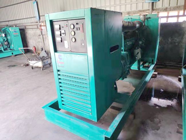 250kw康明斯二手發(fā)電機(jī)